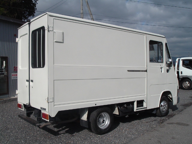 H8年 クイックデリバリー ウォークスルーバン 2t積 三重県で商用バン